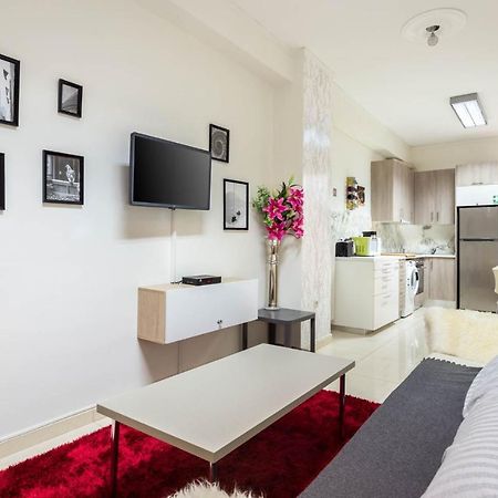 Adorable Flat For 4 Ppl In Kolonaki Lägenhet Aten Exteriör bild